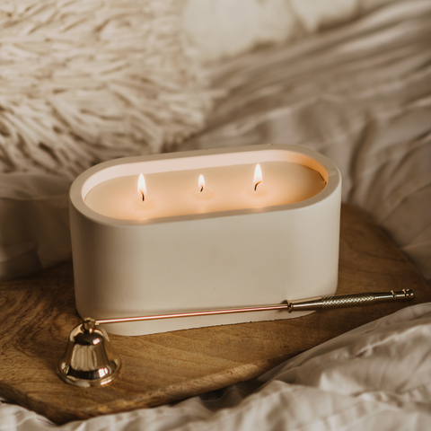 Beige 3 wick oval candle holder